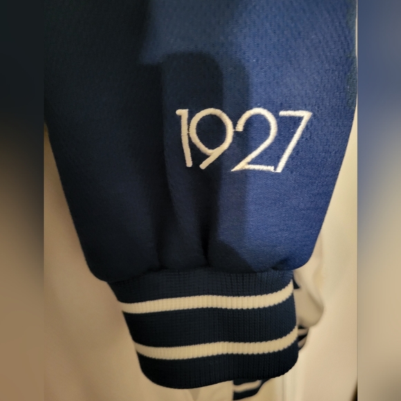 Vintage Yankees varsity jacket - Picture 3 of 8